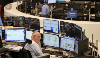 European markets turn cautiously optimistic ahead of Powell speech
