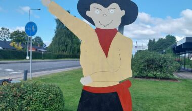 Præriefesten i Nørre Snede burde nok genoverveje deres udsmykning 🤠🌵