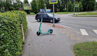 PILDID ⟩ Renditõukerataste parkimise üle puudub kontroll