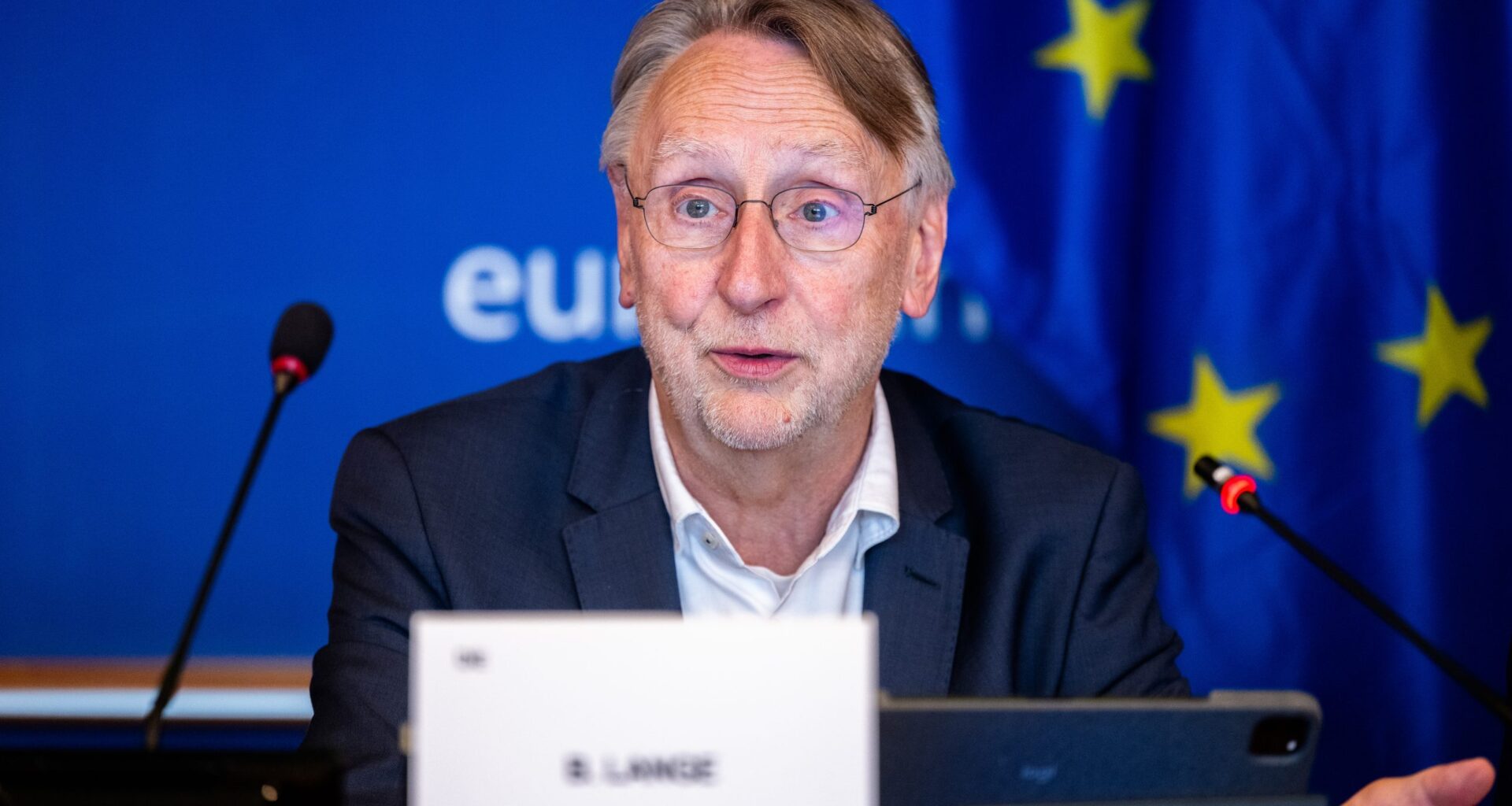 Brussels might scrap digital laws to appease US, warns top EU lawmaker