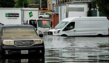 Heavy flash flooding hits New York City 🌧️ • FRANCE 24 English