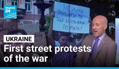Ukraine's Zelensky tries to limit backlash over law curbing anti-graft agencies • FRANCE 24