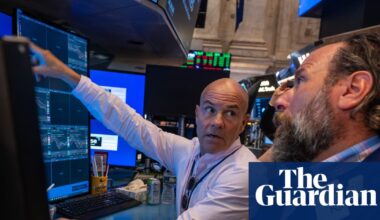 Trump news at a glance: ‘credibility’ of US economics data at risk, say experts, as president fires labor official | Trump administration