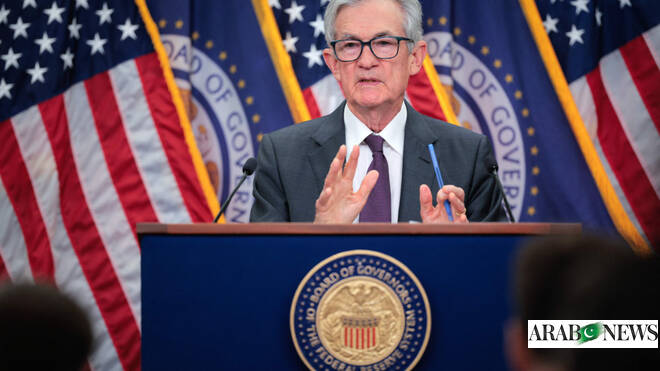 Trump admits that firing the central bank chief would destabilize the market