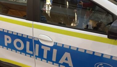 Doi tineri acuzați de tâlhărie calificată au ajuns în arest