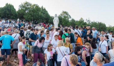 Pope to Medjugorje youth gathering: ‘No-one walks alone’