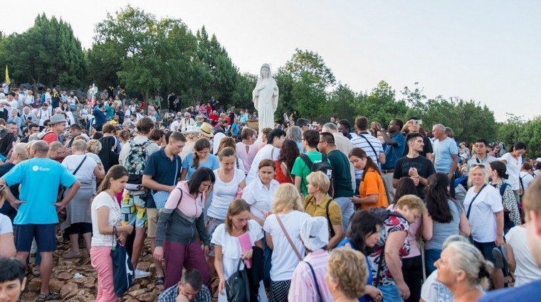 Pope to Medjugorje youth gathering: ‘No-one walks alone’