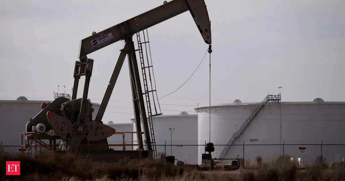 ET Ghraphics: Top buyers of Russian oil: How China, India, and Turkey benefit from EU's boycott