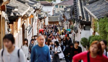 S. Korea to grant visa-free entry to Chinese tourists starting late September