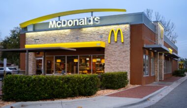 Wall Street Lunch: McDonald's Bounces Back (NYSE:MCD)