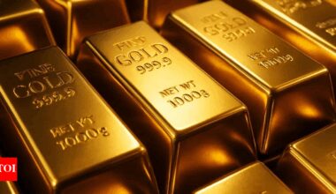Gold rate outlook: Gold may extend rally amid macroeconomic uncertainty; analysts flag tariffs, central bank buying as key drivers