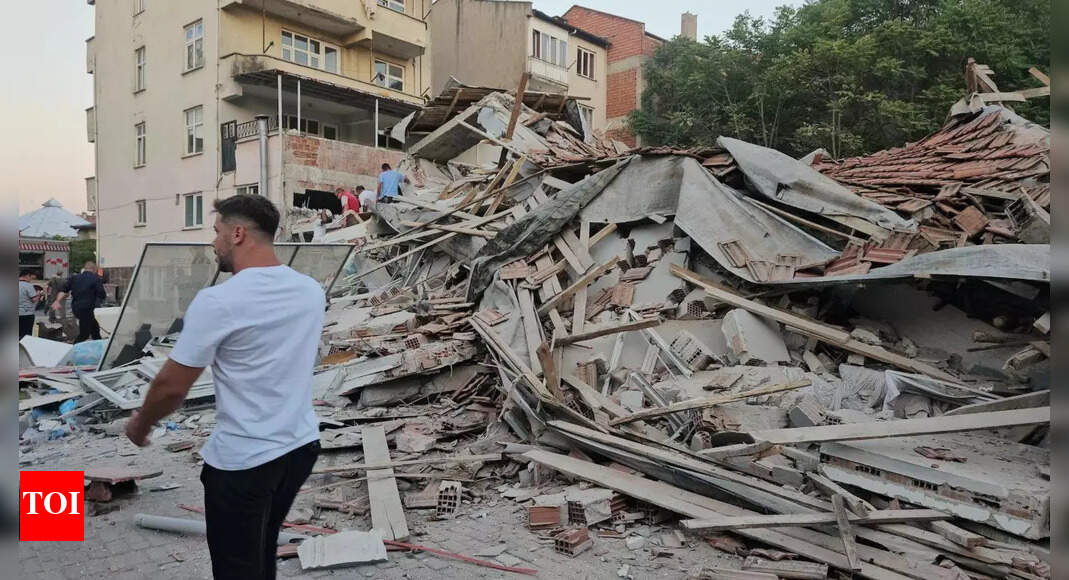 6.1 magnitude earthquake hits Western Turkey: How strong is it? |