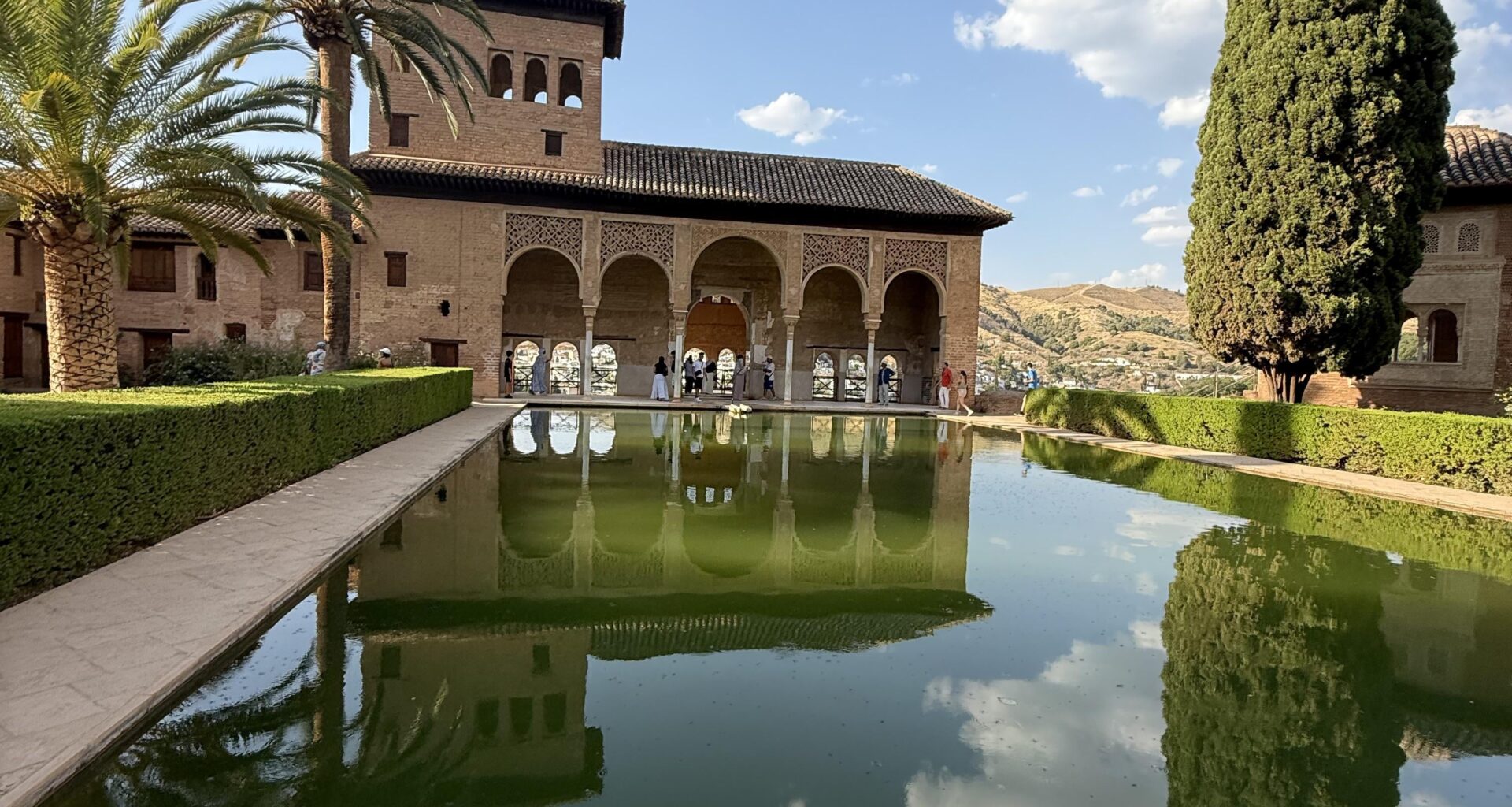 Spain! U beauty! Alhambra was like stepping in another time!