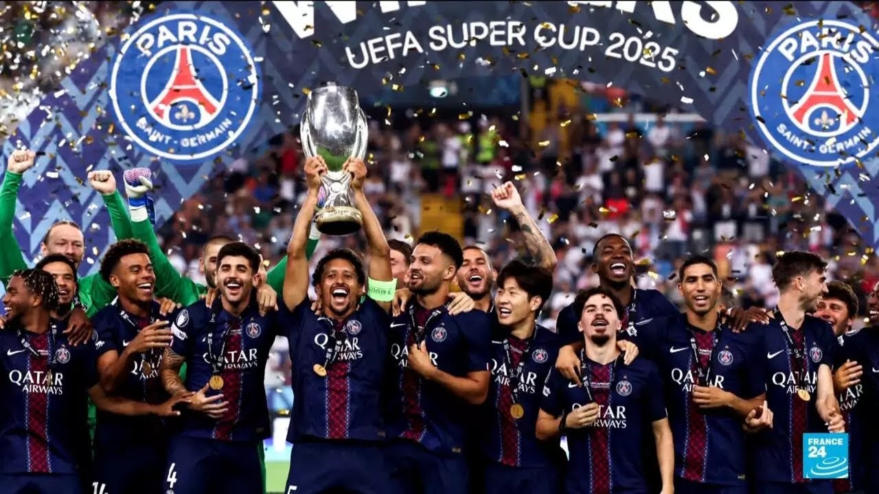 Football : le Paris Saint Germain s'offre la Supercoupe au bout du suspense • FRANCE 24