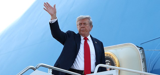 U.S. President Donald Trump boards Air Force One as he departs for Alaska to meet with Russian President Vladimir Putin to negotiate for an end to the war in Ukraine, from Joint Base Andrews in Maryland, U.S., August 15, 2025. REUTERS/Kevin Lamarque