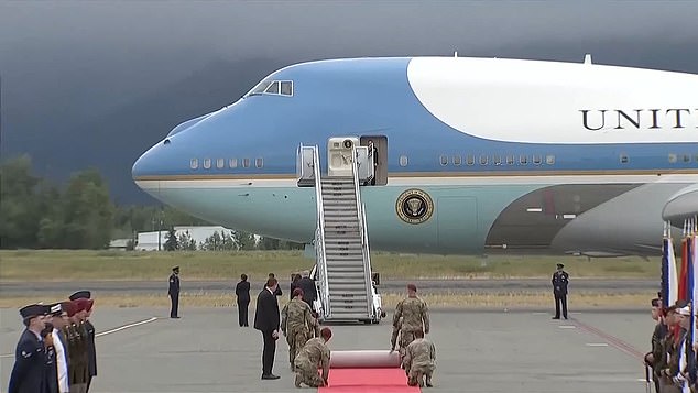 15000655 TRUMP PUTIN LIVE BLOG AIR FORCE ONE ARRIVES IN ALASKA August 15, 2025 15000655 TRUMP PUTIN LIVE BLOG