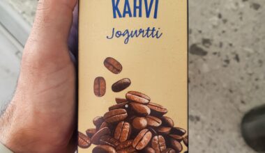 S tier jogurtti