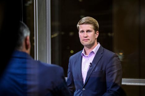Ulko- ja Turvallisuuspolitiikan asiantuntija Henri Vanhanen kuvailee Trumpin esiintymistä niukkasanaiseksi.