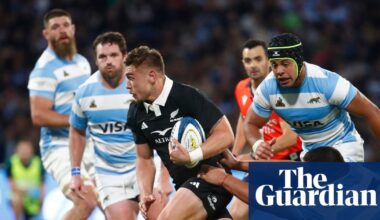 New Zealand hold off Argentina fightback to return to top of world rugby rankings | Rugby Championship