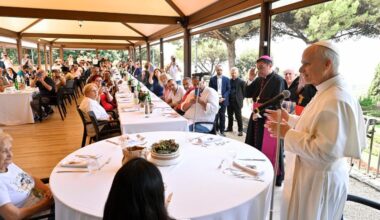 Pope at lunch with the poor: We are God’s most beautiful creation
