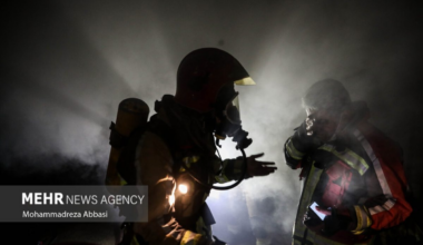 Massive Fire Erupts At Oil And Lubricant Warehouse In Southern Tehran