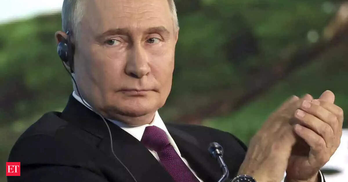 POTUS gives Putin 'peace letter' from First Lady Melania Trump