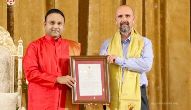 Spanish Visionary Dr Luis Falcón Martín winning the One World One Family Humanitarian Award 2025.