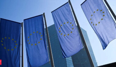 ECB's rebel voice bows out with plea for transparency