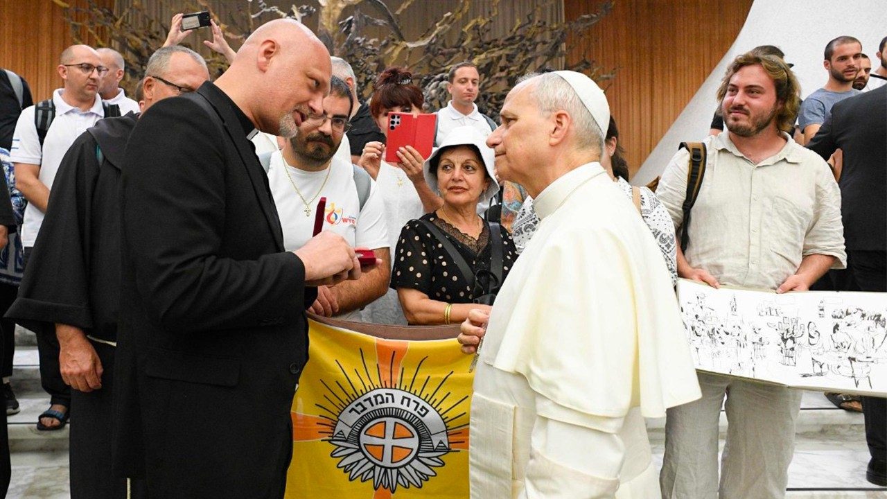 Hebrew-speaking Catholics travel from Israel to Rome with a prayer for peace