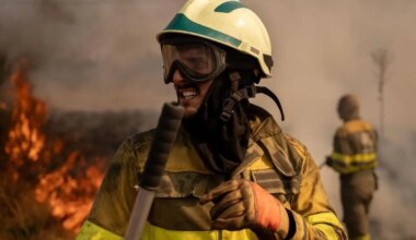 Incendios graves hoy en España, última hora en directo | Siguen sin control 21 incendios de nivel 2, sobre todo en Castilla y León, Galicia y Extremadura, mientras la cifra de desalojados asciende a 33.750
