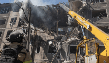 Russia strikes Ukraine energy sites during Zelenskyy-Trump White House talks