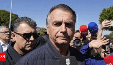 'Fear for my life': Brazilian police say ex-President Bolsonaro was planning to flee to Argentina; request asylum | World News