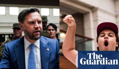 JD Vance booed during hamburger handout to national guard troops in DC | JD Vance