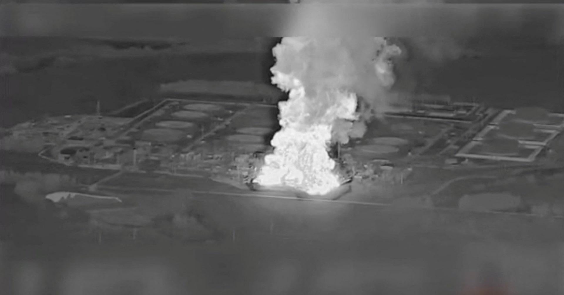 Ukrainian attack suspends Russian oil flows to Hungary, Slovakia