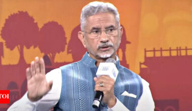 ‘We have red lines…’: Jaishankar's clear message on India-US trade deal; slams ‘sanctions’ on Russia oil, says ‘if you don’t like it, don’t buy it’
