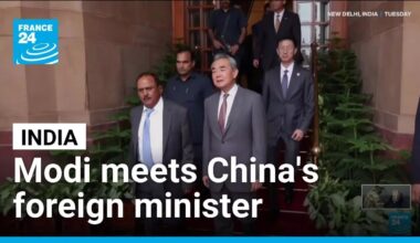 India's Modi meets China's foreign minister as Asian powers rebuild ties • FRANCE 24 English