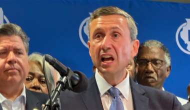 DNC summer meeting in Minneapolis tackles party's political struggles
