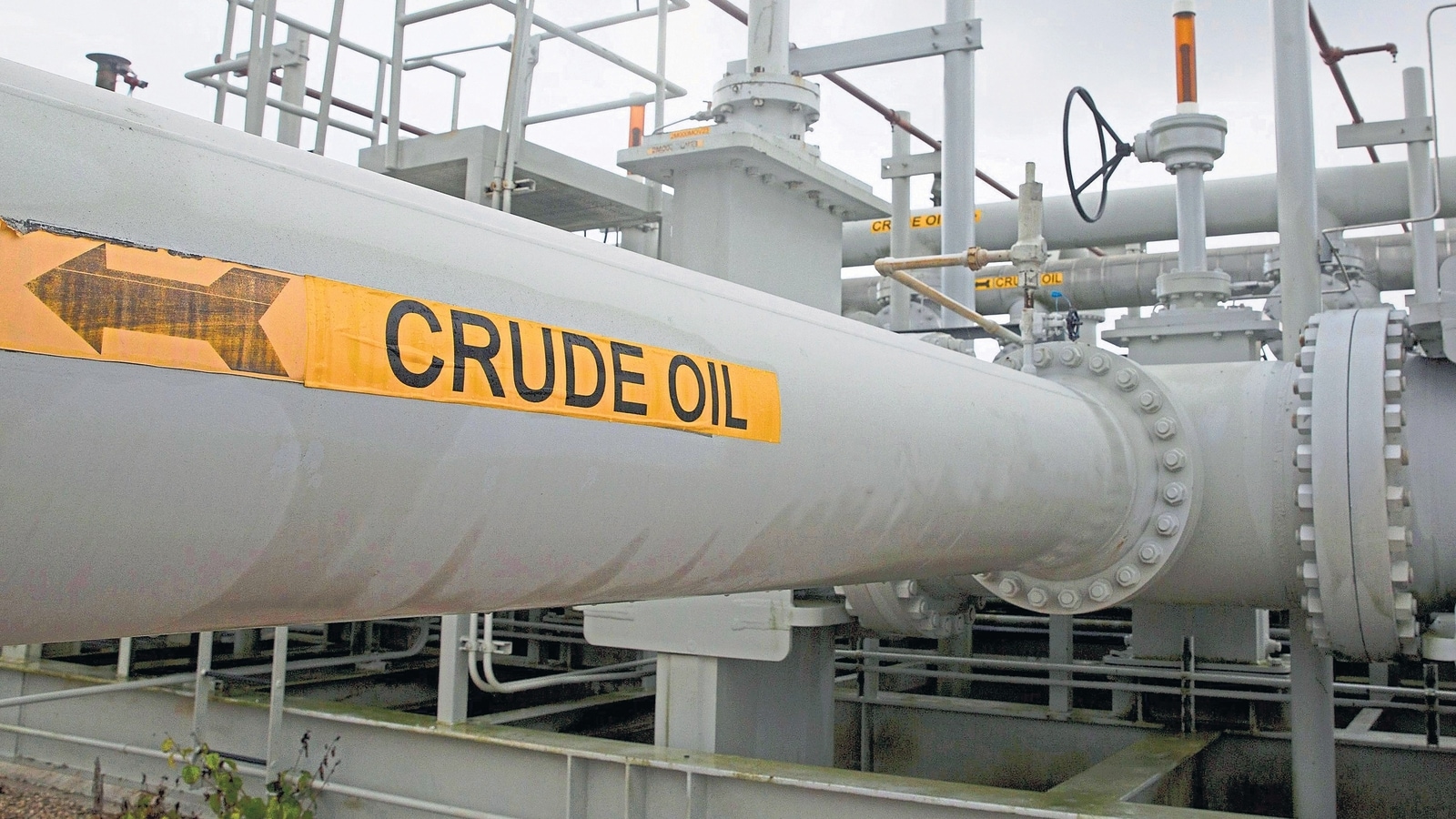 Indian Oil to Reliance go easy on Russia crude oil as 50% US tariffs loom
