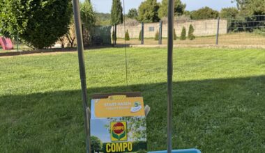 Dünger mit Gardena Streuwagen L