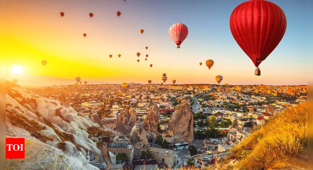 This place in Turkey has the best sunset spot in the world |