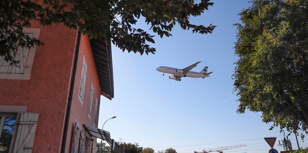 Aéroport de Genève: les riverains saisissent la Cour des comptes