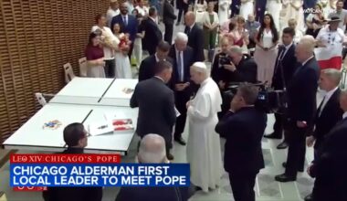 Alderman Bill Conway becomes 1st Chicago elected leader to meet Pope Leo XIV, helps gift ping pong table