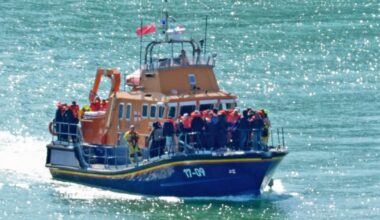 Minister denies migrant returns deal leaves open human rights loophole