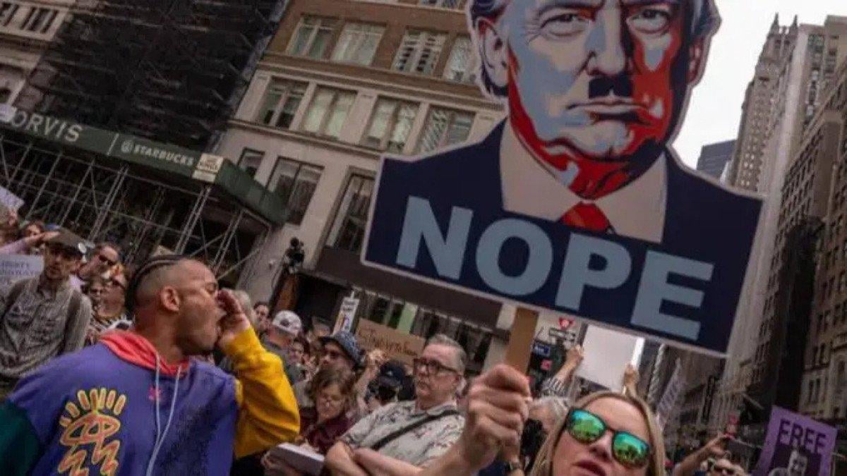 MAGA Anger Grows as ‘Trump Must Go’ Protests Persist in Washington