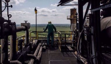 Ukraine attack on Russian pipeline leaves Hungary, Slovakia fearing oil cuts