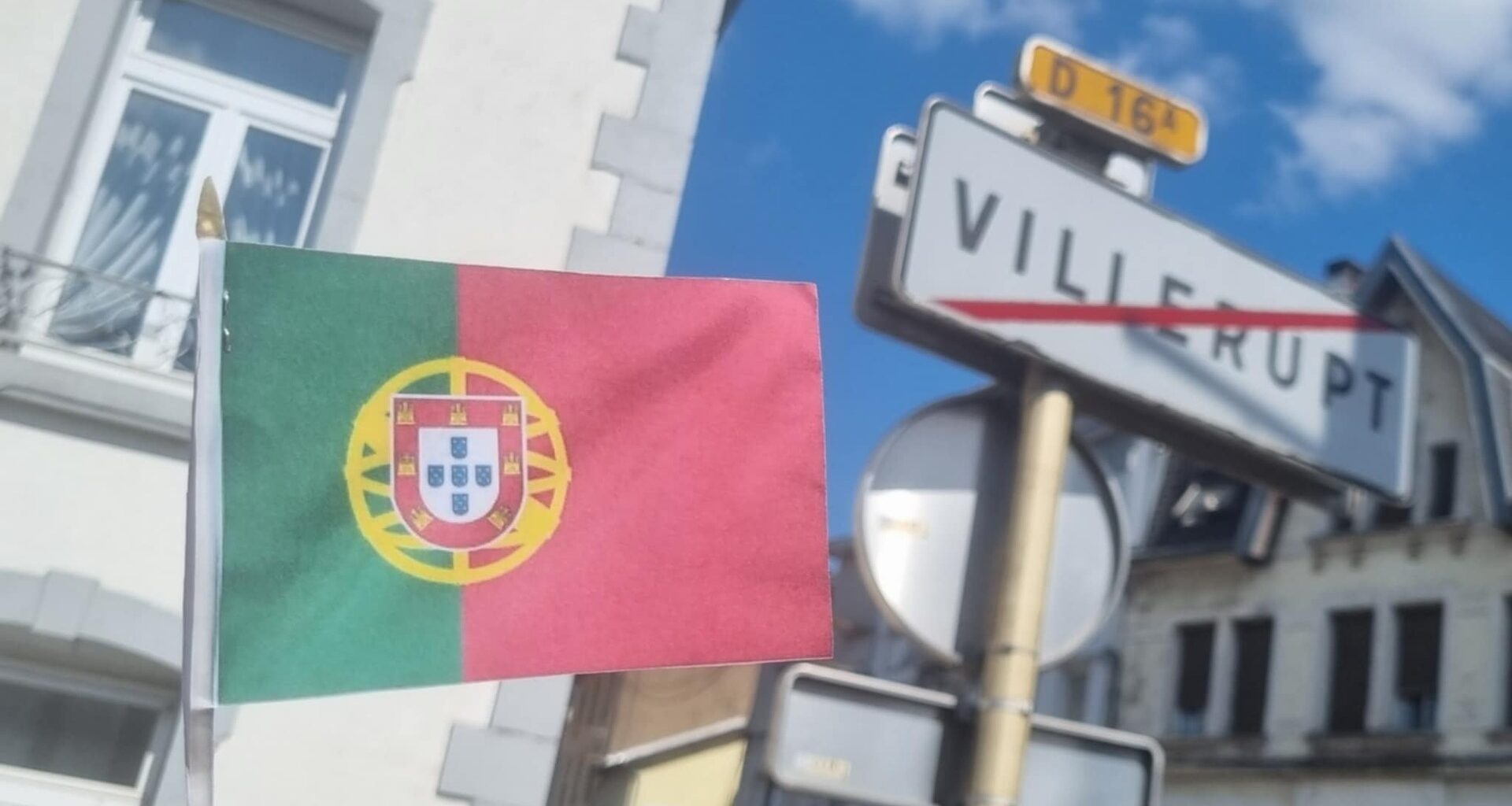 RTL Infos - Votre vie à la frontière: Vous êtes Portugais(e) et frontalier(e)? Votre avis nous intéresse !