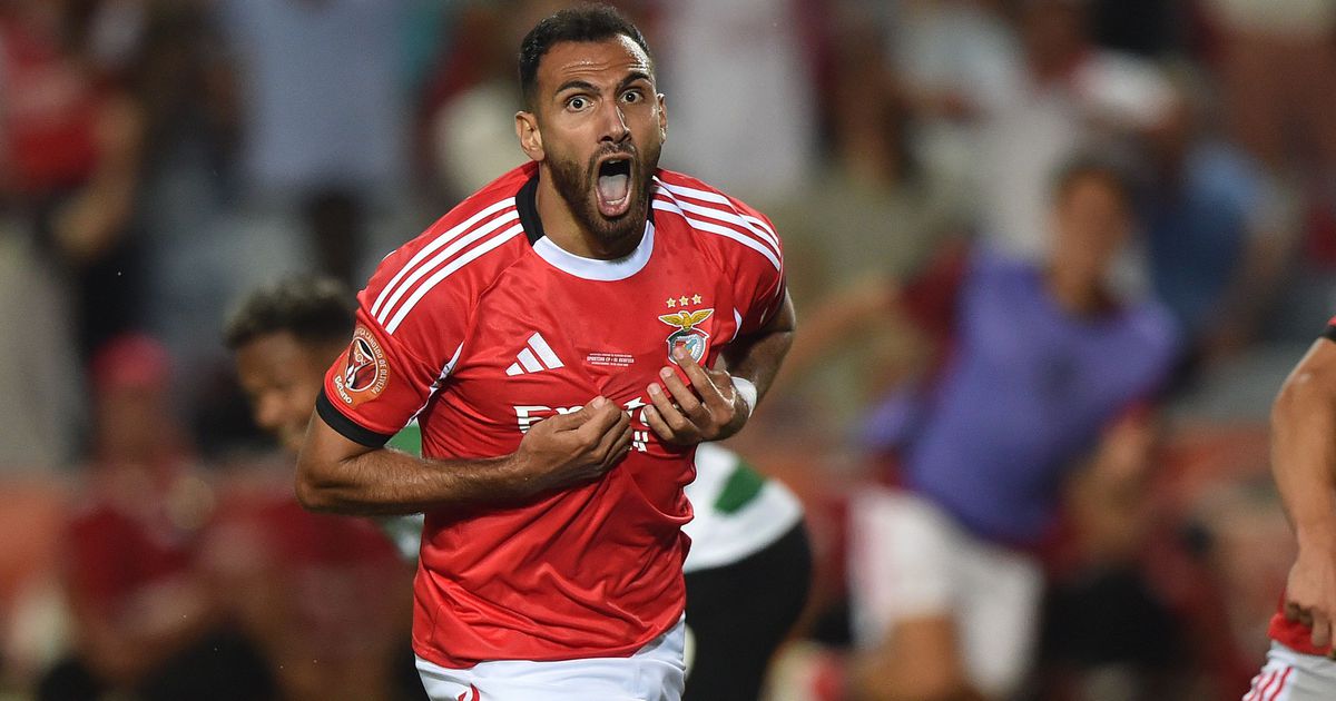 Negociar Pavlidis? Benfica tem posição firme