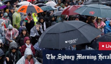 Sydney Harbour Bridge pro-Palestine protest sparks more Gaza aid; NSW flood warnings issued on Hunter, Mid North Coast; ADF enrolment surge through TikTok ads