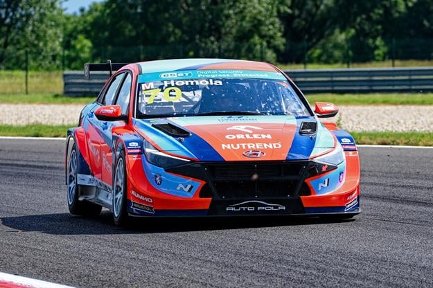 A race on the Slovakia Ring circuit.