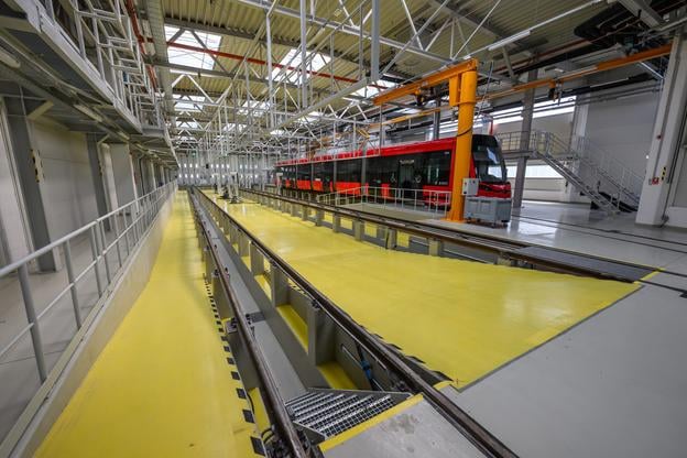 Bratislava's public transport company DPB has unveiled the modernised tram depot in the Krasňany locality. The modernisation of the depot, which was built in the 1970s, cost more than €60 million, with most of the funding coming from EU funds. It is the most significant transport infrastructure project in Bratislava.